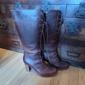 Frye Villager Lace-Up Boots
